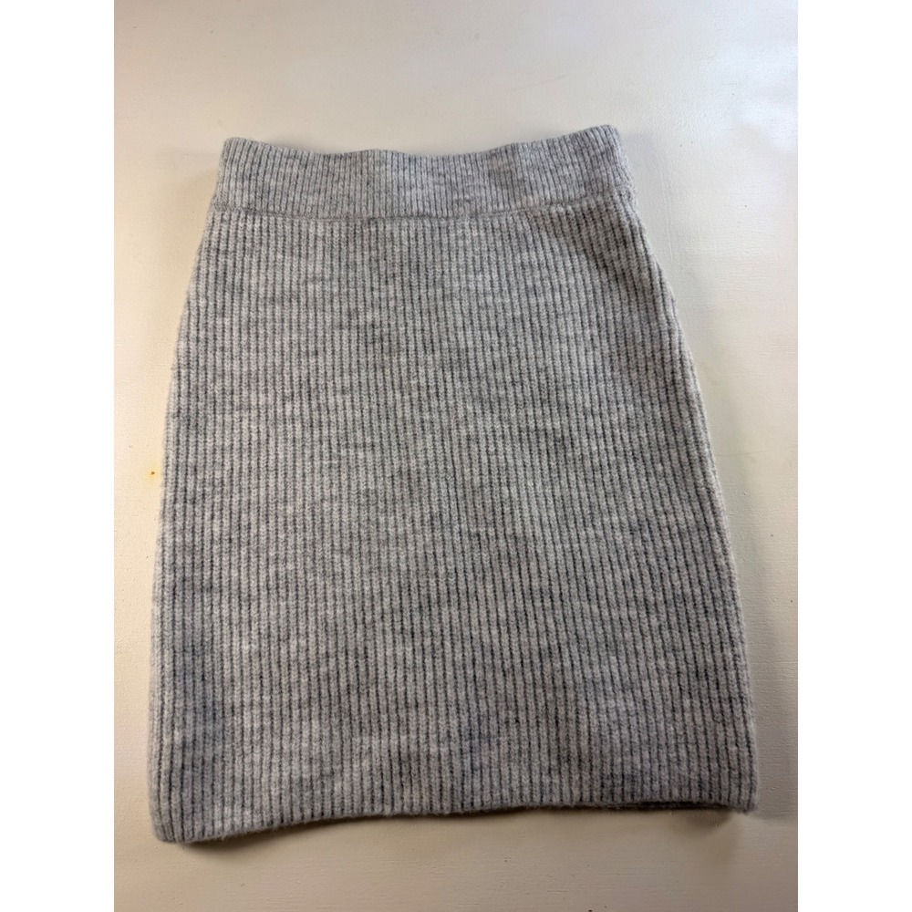 Gianni Bini Sweater Skirt Women XS Grey Modern Ribbed Dani Knit Skirt